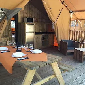 https://camping-parc-gualba.catalonia-hotels.com